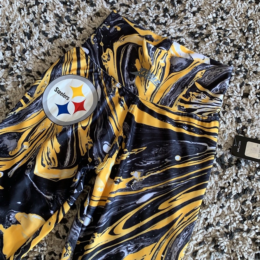 Zubaz x Majestic Women's Leggings Pittsburgh Steelers NFL Back Gold Swirl XS - Picture 6 of 9